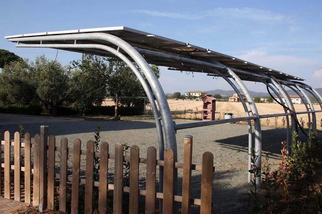Farm stay Agriturismo Le Quadrelle Villa Bibbona Italy